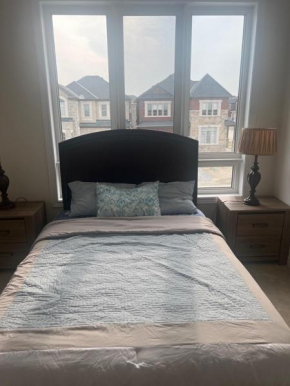North Oshawa Homestay